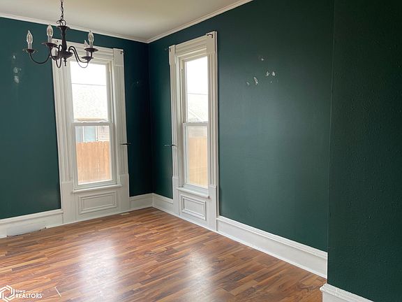 5th image of 925 Reed St