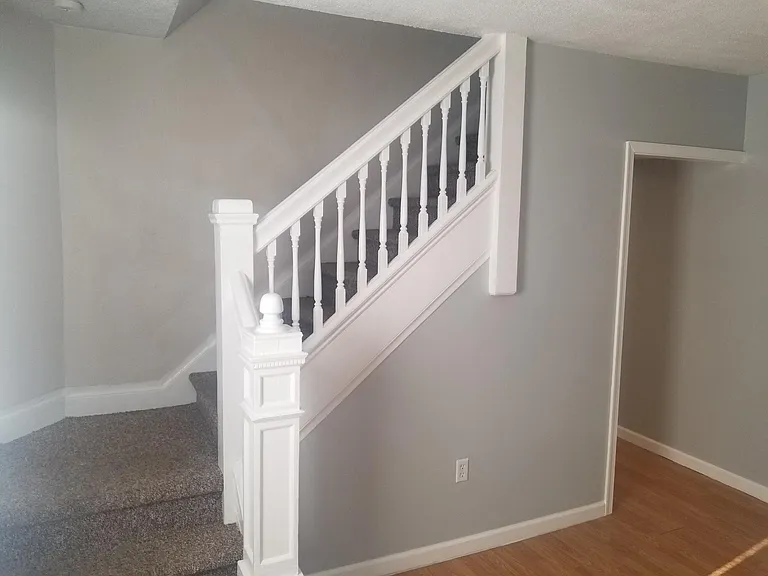 540 1/2 Locust St — Photo 10