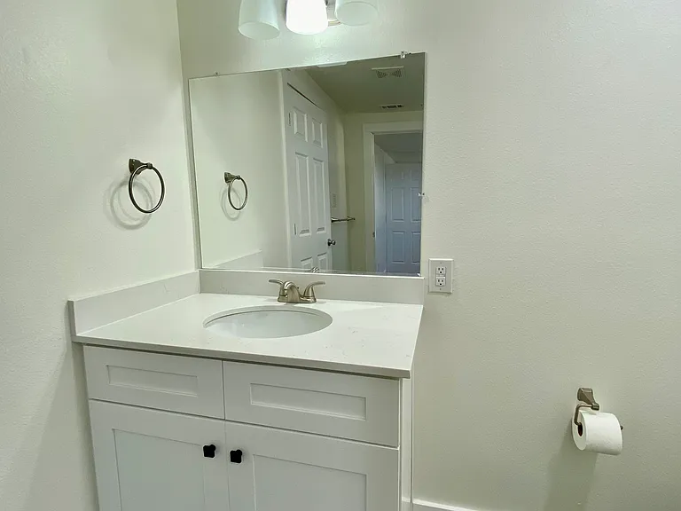 272 Jasmine Ln — Photo 8