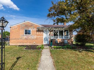 1131 Rahn St, Westland, MI 48186