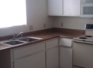 370 Rio Grande Ct APT Y, Bullhead City, AZ 86442