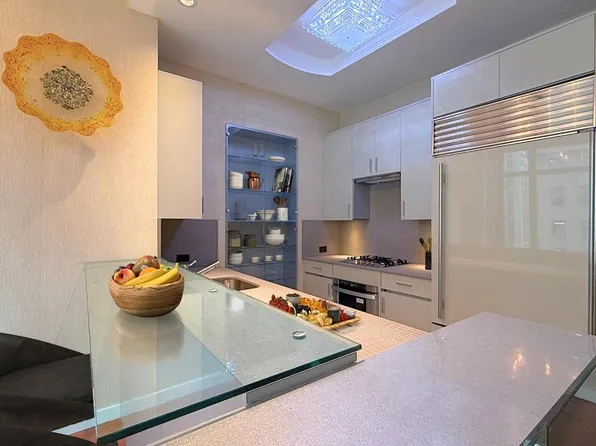 325 5th Avenue image 6 of 11