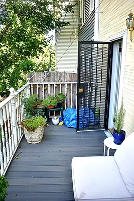 Rented by Lions Share Inc. | media 39