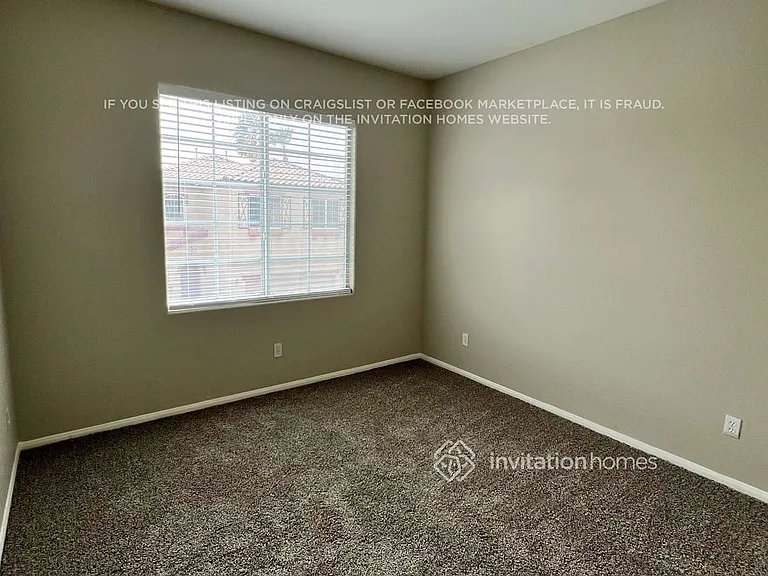 678 Baffin Island Rd — Photo 5