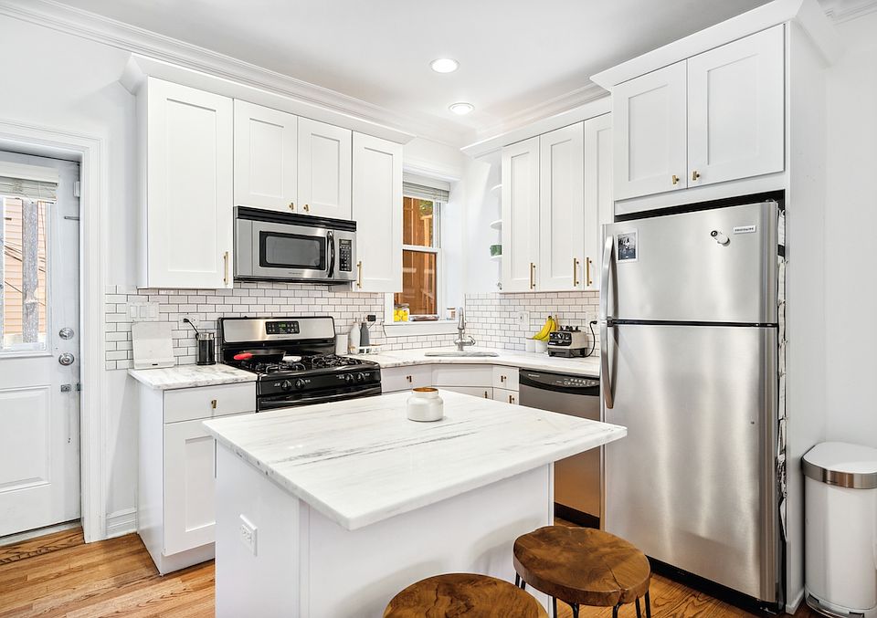 1st image of 2707 N Mildred Ave #C1