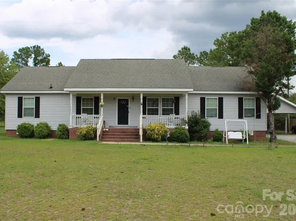 1617 Ruby Rd, Hartsville, SC 29550