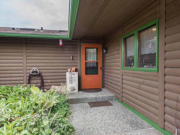 Front door/Kitchen window