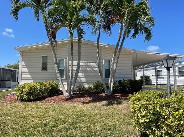 8551 Gallberry Cir, Port Saint Lucie, FL 34952