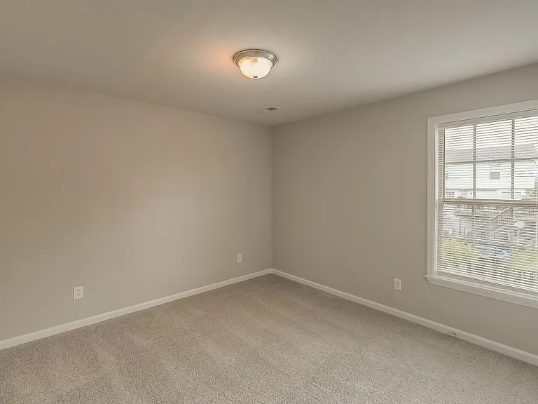 1140 Oatlands Park — Photo 24