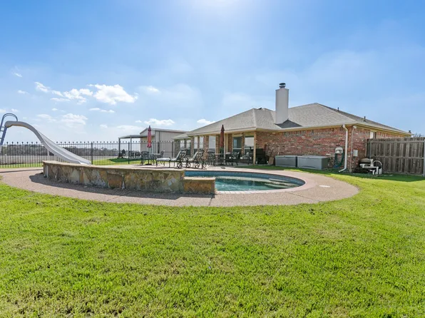 111 Cheyenne Trl S, Newark, TX 76071