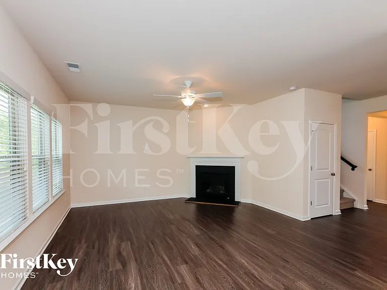 1323 Privett Park Pl — Photo 3