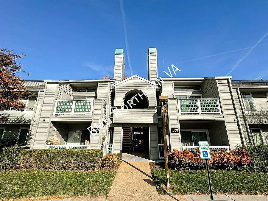 1510 Summerchase Ct #D