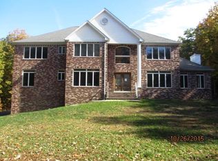 18 Halka Way, Millstone Township, NJ