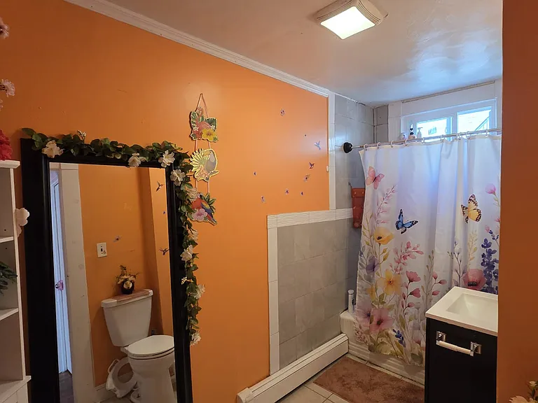 31 N Common St #2 — Photo 6