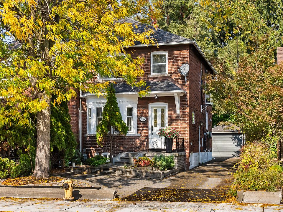 1st image of 770 Eglinton Ave E