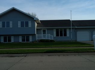 420 4th St, Columbus, NE 68601