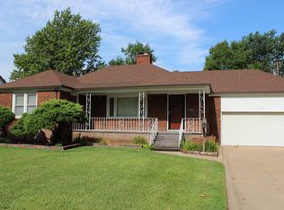 1011 Tobias Dr, Lyons, KS 67554