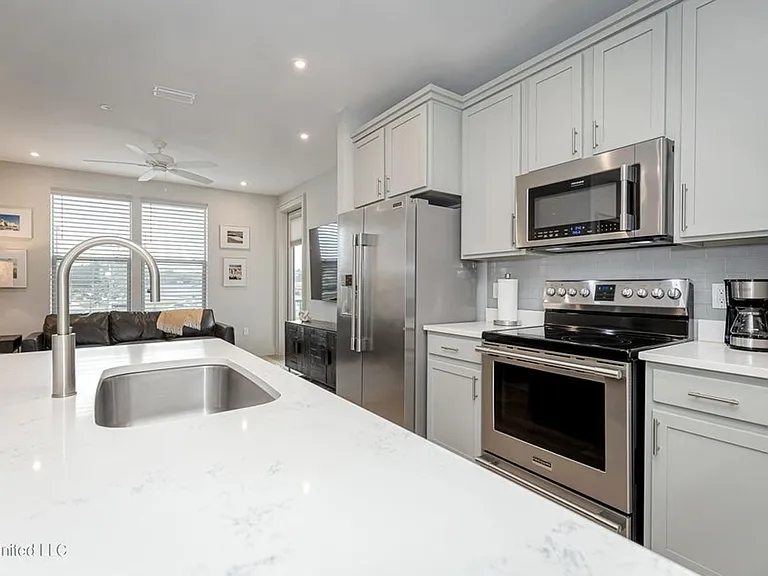2501 Bienville Blvd #133 — Photo 44