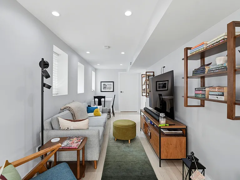 1518 W Melrose St #CH — Photo 21