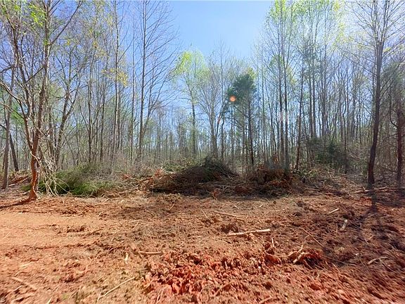 4th image of 2 Alexander Farm Rd Lot 2