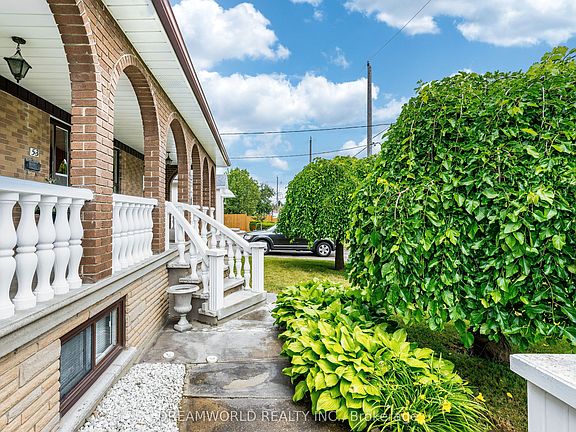 5th image of 53 Compton Cres
