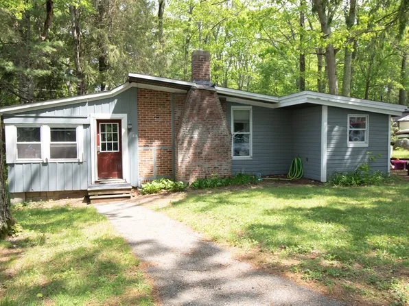 88 Hiland Rd, Charlton, MA 01507