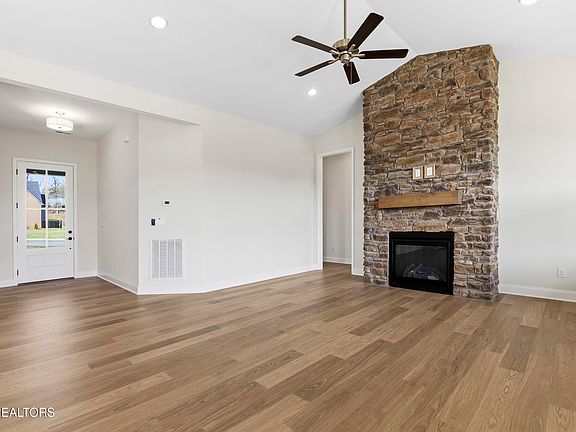 7th image of this home