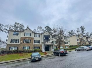 6204 Fairington Ridge Cir, Lithonia, GA 30038