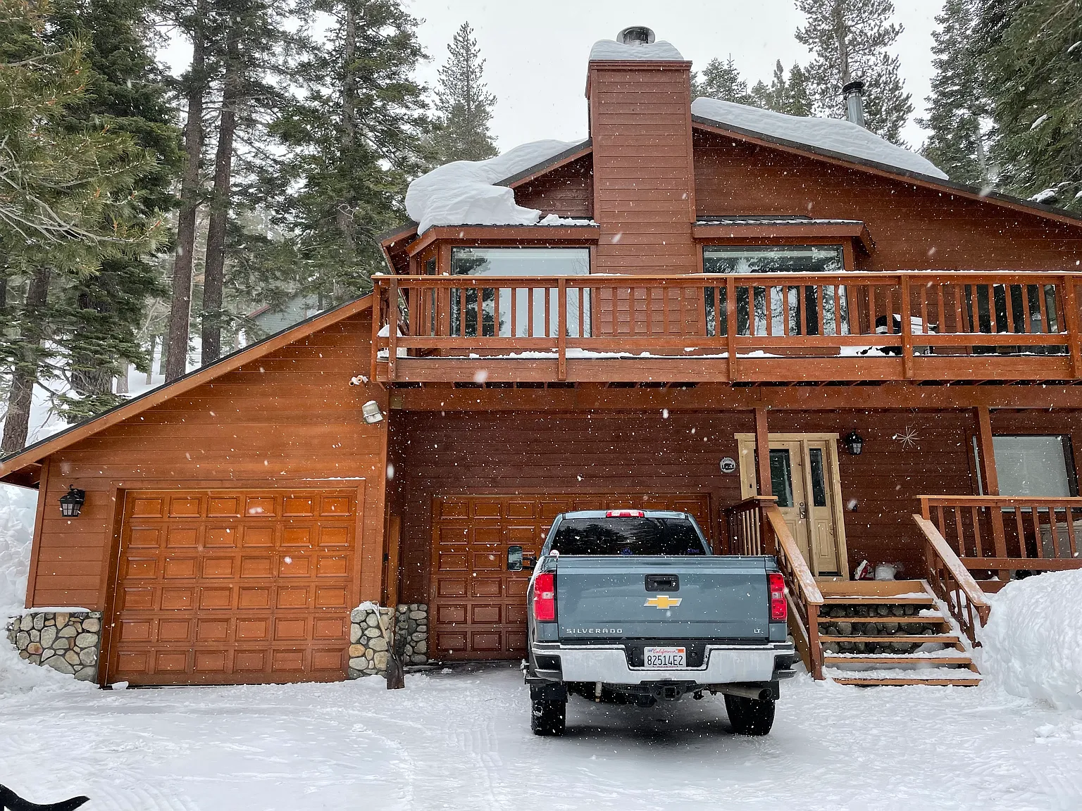 4 bed, 2300 sqft, $6,000 — Photo 1