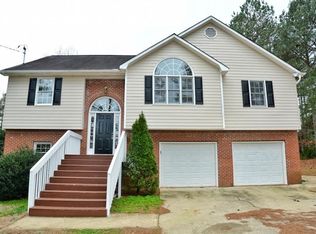 400 Eagles Nest Cir, Carrollton, GA 30116