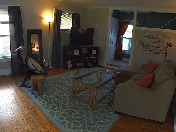 3rd image of 128 Greenlawn Ave