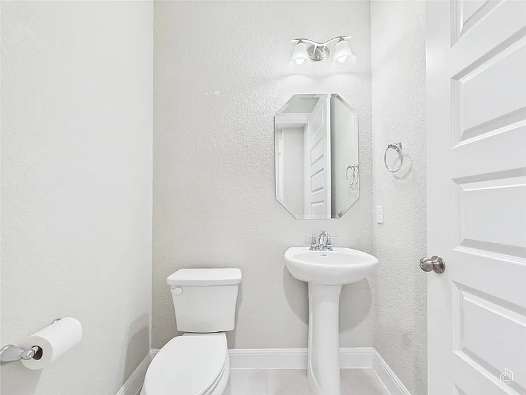 111 Tabago Ct — Photo 9
