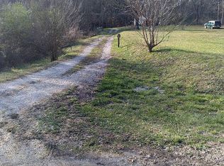 783 Walden Ridge Ln, Caryville, TN 37714