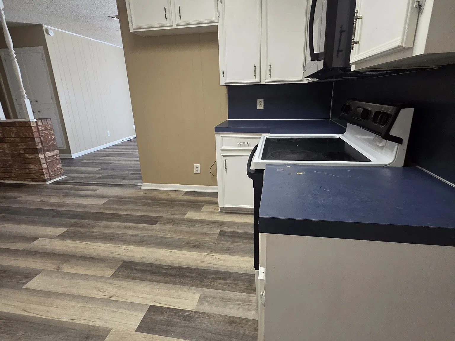 110 E. Pioneer Street - Witterstaetter - 1 — Photo 4