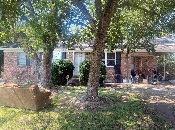 304 S Holly St, Beebe, AR 72012