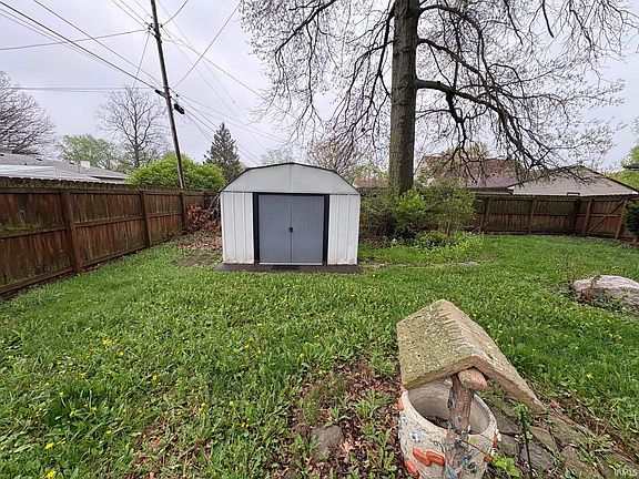 5th image of 5111 Rosebury Dr