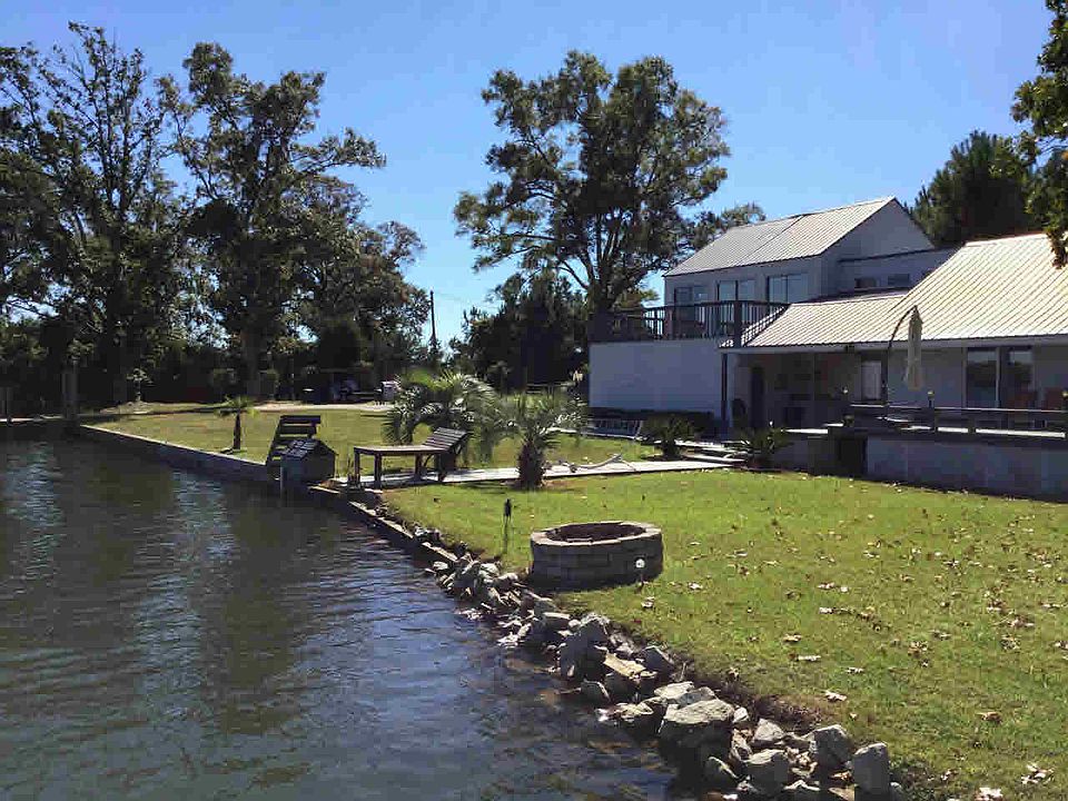 2nd image of 1069 Amick Dr