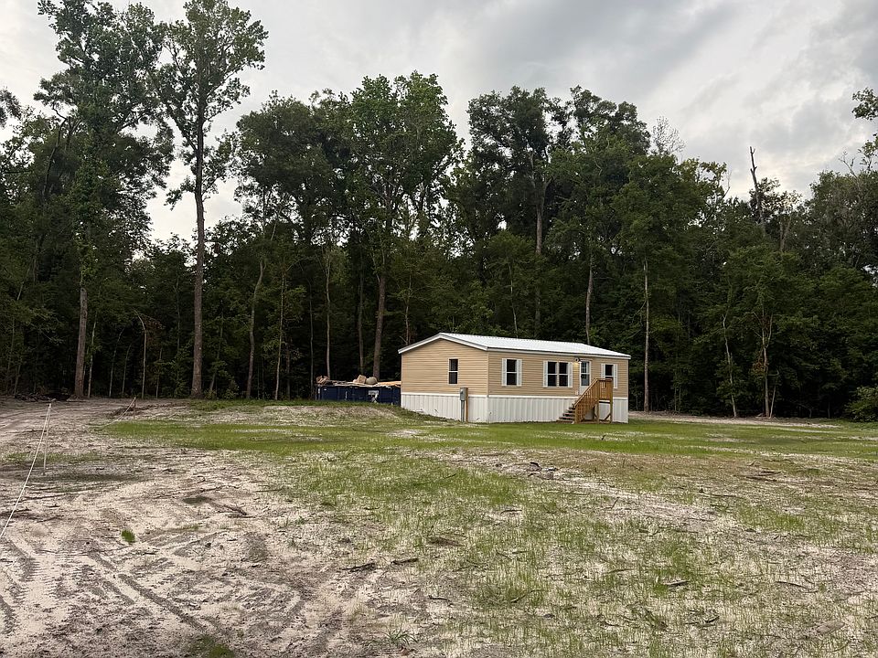 1st image of 232 SW Dingo Way