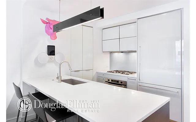 Rented by Douglas Elliman | media 20