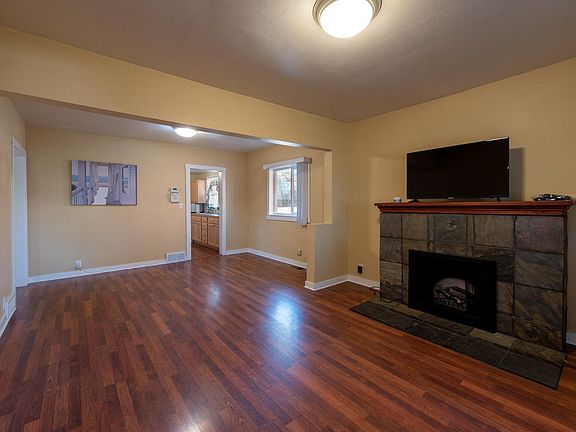 3rd image of 3228 E 35th Ave