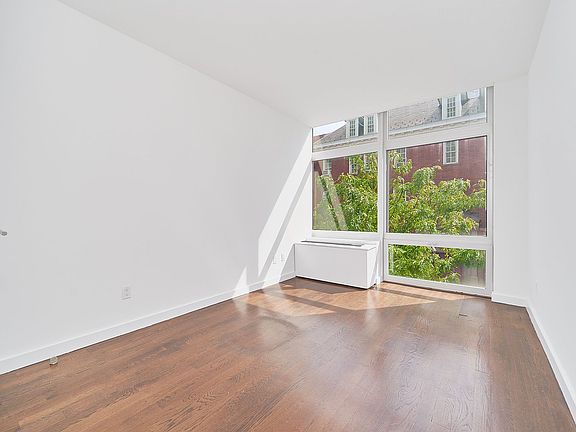 3rd image of 1209 Dekalb Ave APT 106