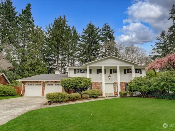 8007 Shadywood Lane SW, Lakewood, WA 98498