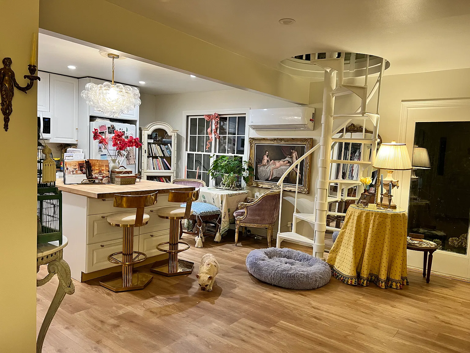 1 bed, 500 sqft, $2,400 — Photo 2