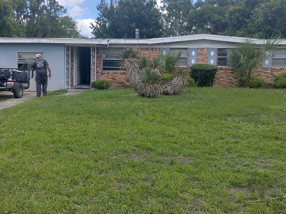 1st image of 5135 Chivalry Dr