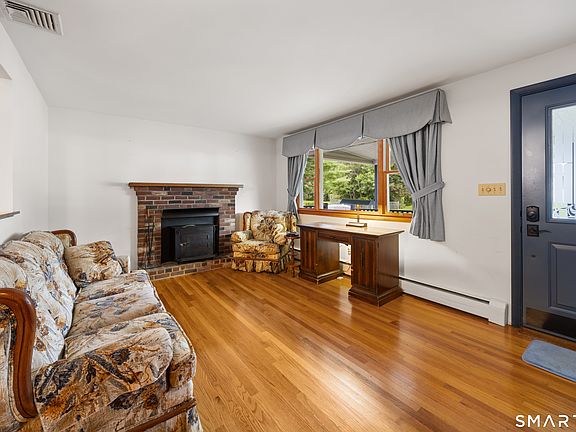 2nd image of 63 Jodi Drive