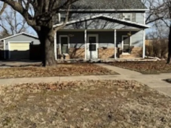 428 E 10th St, Newton, KS 67114