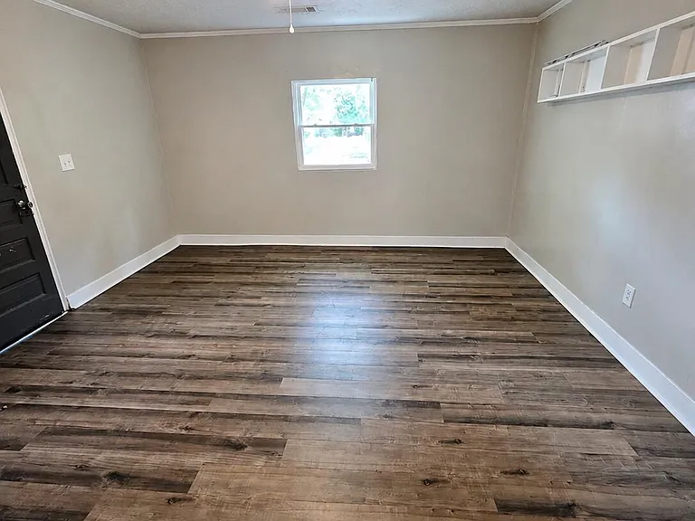 1940 Haynie Dr #2 — Photo 5