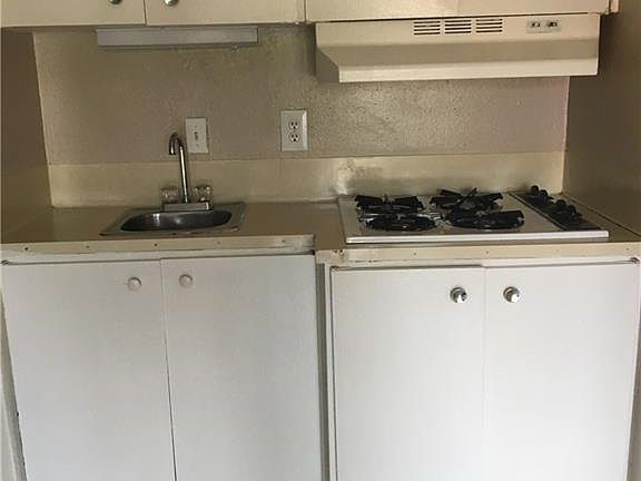 3rd image of 311 E 31st St #207A