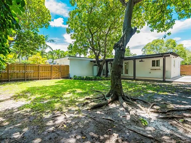 9841 Dominican Dr #9841 — Photo 32