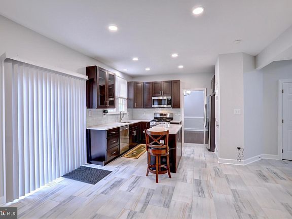 4th image of 13908 Leeton Cir